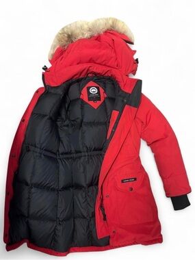 Canada Goose Red & Black Insulated Parka Interior Label